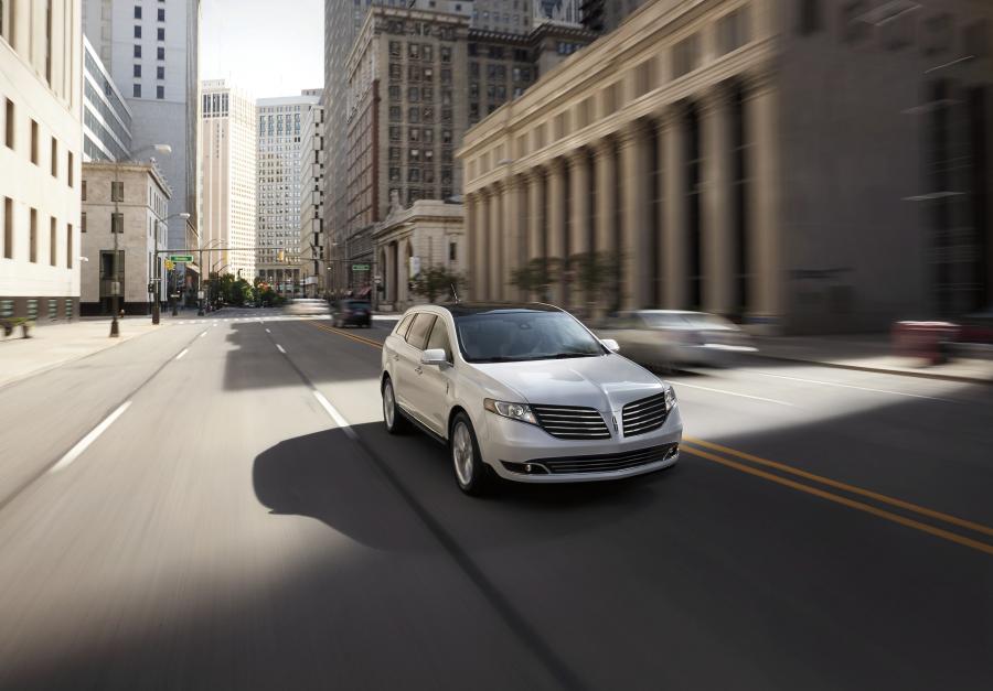  Lincoln MKT 2016 года  (фото 5 из 9)